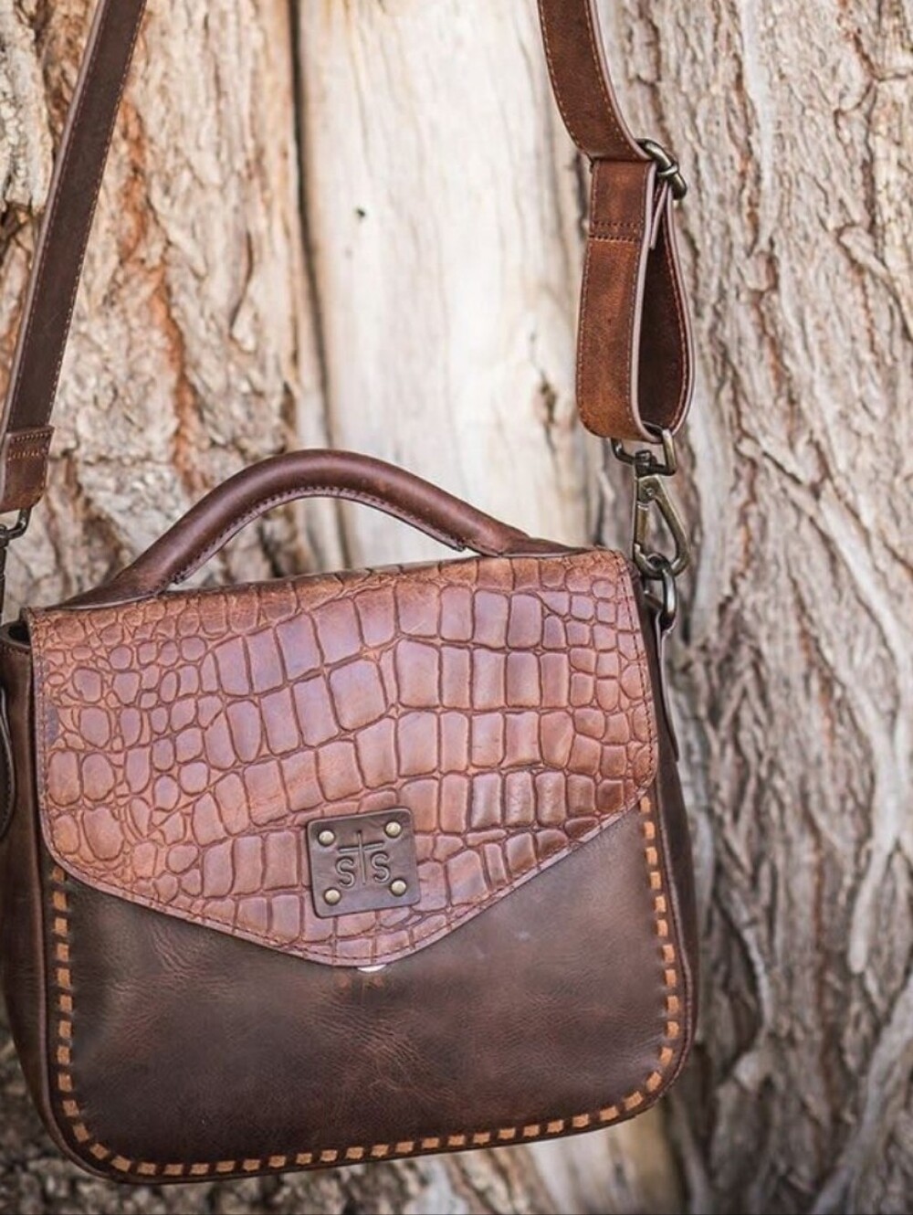 STS Ranchwear  CATALINA CROC DAKOTA CROSSBODY The Catalina Croc Dakota